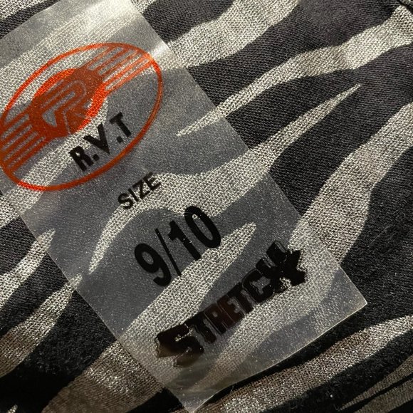 R.V.T Animal Print Stretchy Wax Jeans NWT 9/10 - Picture 6 of 6